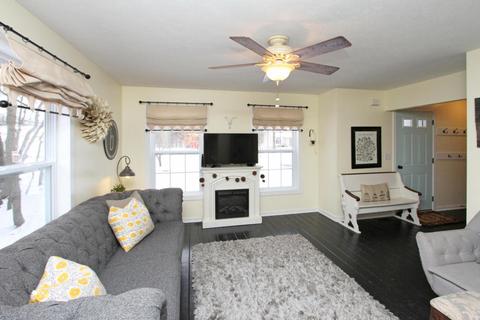 19 Overlook, Plainwell, MI 49080 photo 4