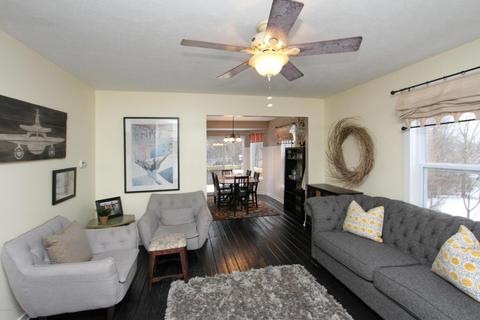19 Overlook, Plainwell, MI 49080 photo 3
