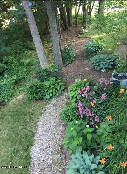 19 Overlook, Plainwell, MI 49080 photo 22