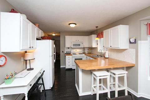 19 Overlook, Plainwell, MI 49080 photo 7