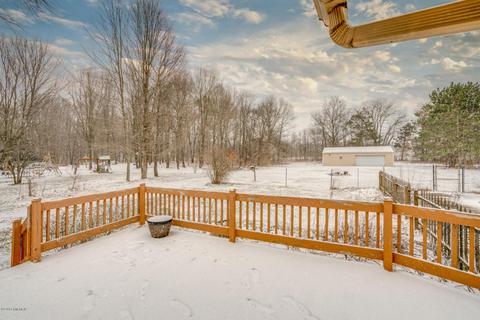 275 13th St, Plainwell, MI 49080 photo 22