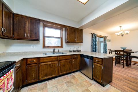 275 13th St, Plainwell, MI 49080 photo 9