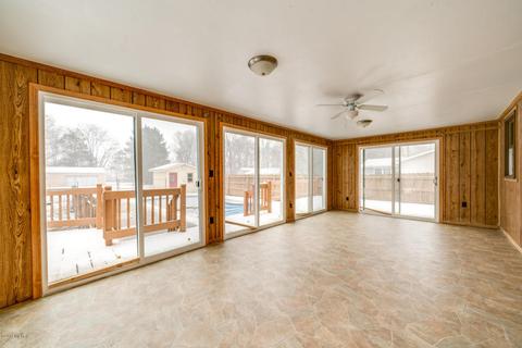 275 13th St, Plainwell, MI 49080 photo 17
