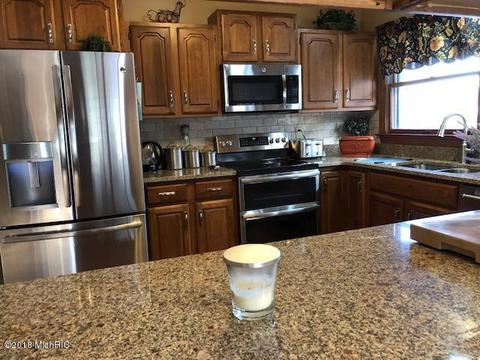 1850 Lexington Blvd, Jackson, MI 49201 photo 8