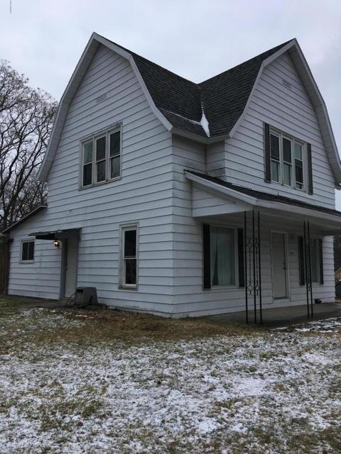 246 E Center St, Coloma, MI 49038 photo 2