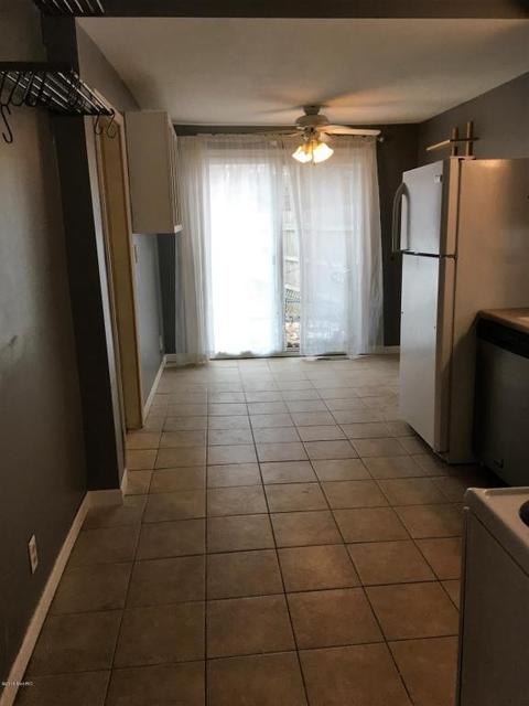 246 E Center St, Coloma, MI 49038 photo 6