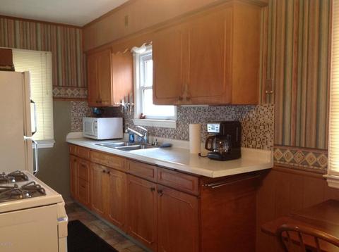 885 Riverview Dr, Plainwell, MI 49080 photo 2