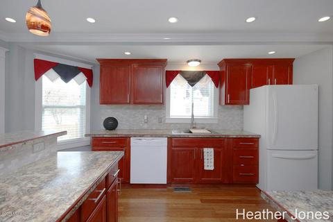 415 Lewis St, Belding, MI 48809 photo 7