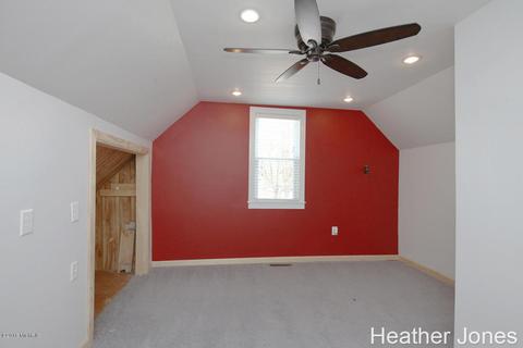 415 Lewis St, Belding, MI 48809 photo 16