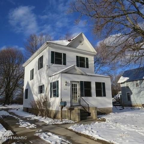 928 Masonic Ave, Belding, MI 48809 photo 1