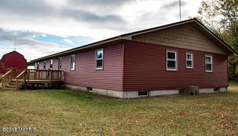 11362 Eighth St, Reed City, MI 49677 photo 4