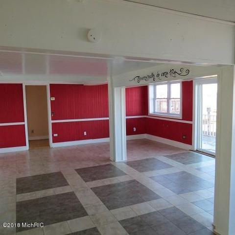 731 Thompson St SW, Stanton, MI 48888 photo 9