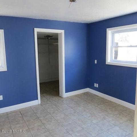 731 Thompson St SW, Stanton, MI 48888 photo 6