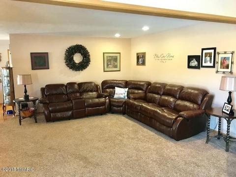 10364 Broadway, Remus, MI 49340 photo 11
