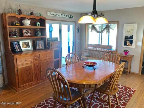 10364 Broadway, Remus, MI 49340 photo 7