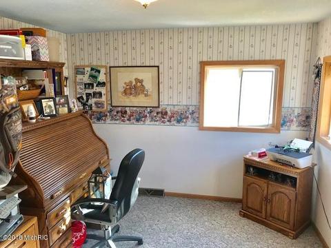 10364 Broadway, Remus, MI 49340 photo 20