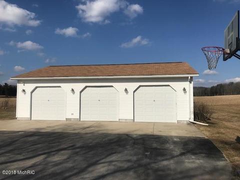 10364 Broadway, Remus, MI 49340 photo 16