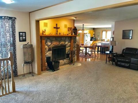 10364 Broadway, Remus, MI 49340 photo 10