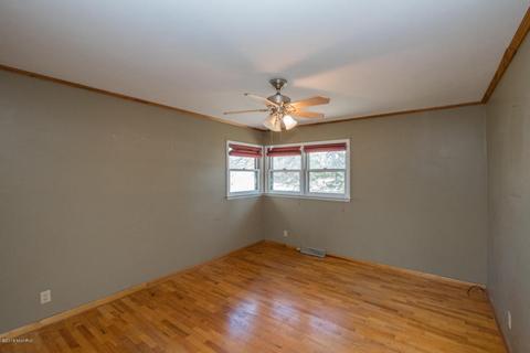 672 10th St, Plainwell, MI 49080 photo 20