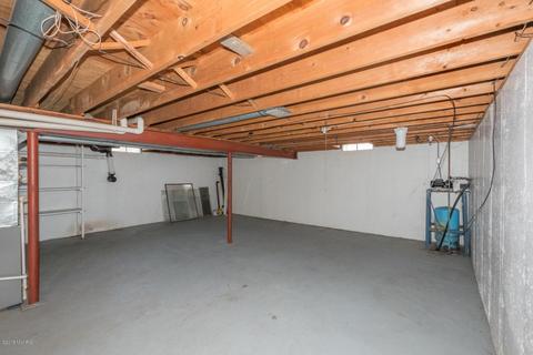 672 10th St, Plainwell, MI 49080 photo 29
