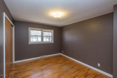 672 10th St, Plainwell, MI 49080 photo 22