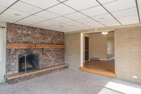 672 10th St, Plainwell, MI 49080 photo 17