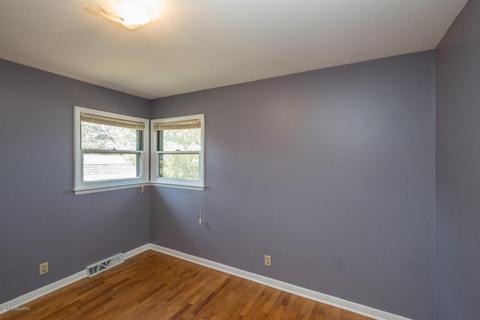 672 10th St, Plainwell, MI 49080 photo 24