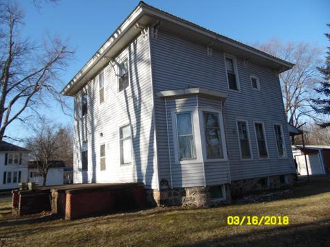 442 Maple St, Colon, MI 49040 photo 4