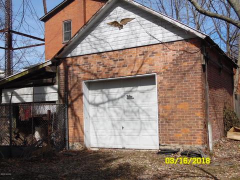 442 Maple St, Colon, MI 49040 photo 8