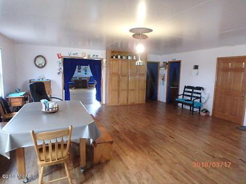 5500 W Reading Rd, Reading, MI 49274 photo 4
