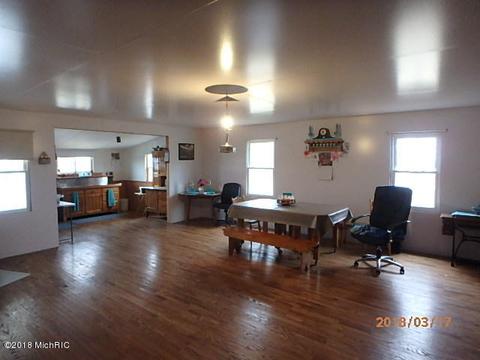 5500 W Reading Rd, Reading, MI 49274 photo 3