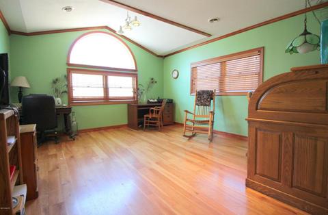 20125 E Michigan Ave, Marshall, MI 49068 photo 4