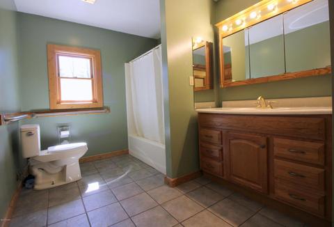 20125 E Michigan Ave, Marshall, MI 49068 photo 14