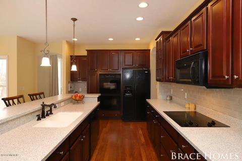 2248 Hearthside Dr SE, Ada, MI 49301 photo 8