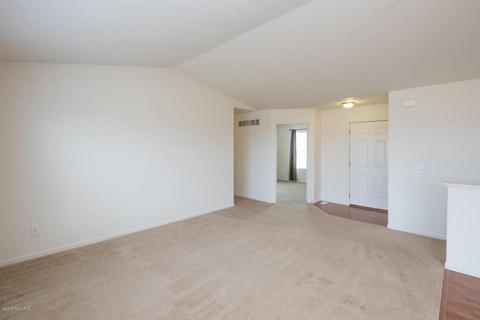 258 Summit Path, Otsego, MI 49078 photo 3
