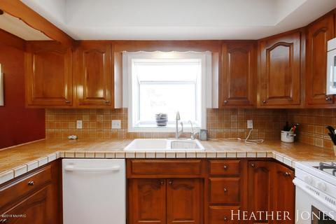 1599 Louva, Belding, MI 48809 photo 10