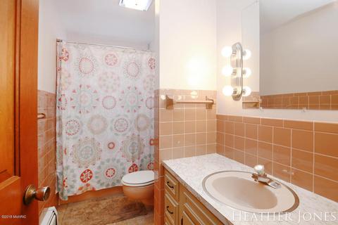 1599 Louva, Belding, MI 48809 photo 17