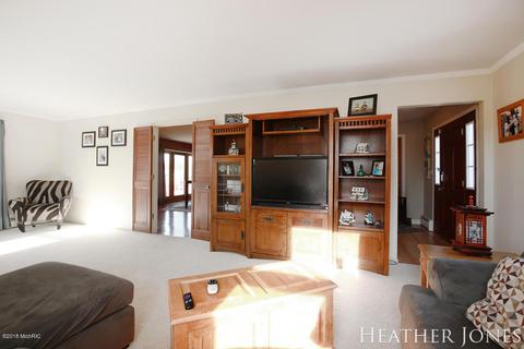 1599 Louva, Belding, MI 48809 photo 6