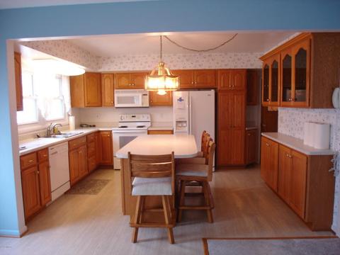 223 N Cherry, Augusta, MI 49012 photo 2