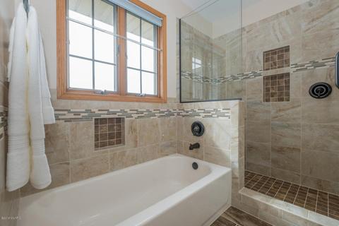 312 Anns Ct, Plainwell, MI 49080 photo 21