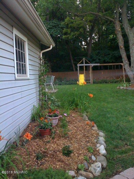 610 Birch St, Marshall, MI 49068 photo 13