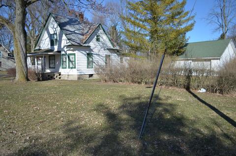 203 Jackson St, Sunfield, MI 48890 photo 4