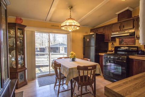 11493 S Walnut Ave, Grant, MI 49327 photo 17