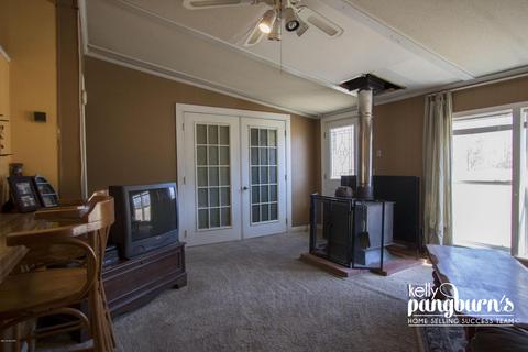 11493 S Walnut Ave, Grant, MI 49327 photo 20