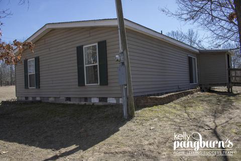 11493 S Walnut Ave, Grant, MI 49327 photo 6