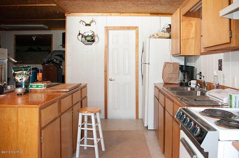 12399 4 Mile Rd, Evart, MI 49631 photo 37
