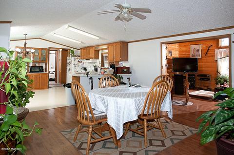 12399 4 Mile Rd, Evart, MI 49631 photo 6