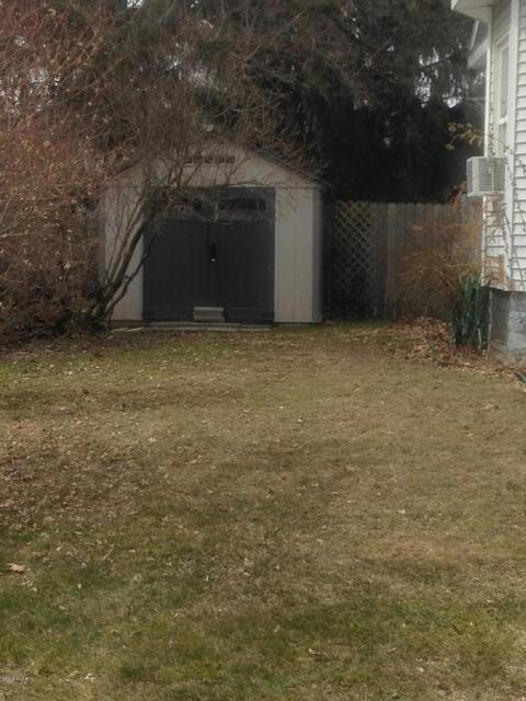 325 N Jeffery Ave, Ithaca, MI 48847 photo 3