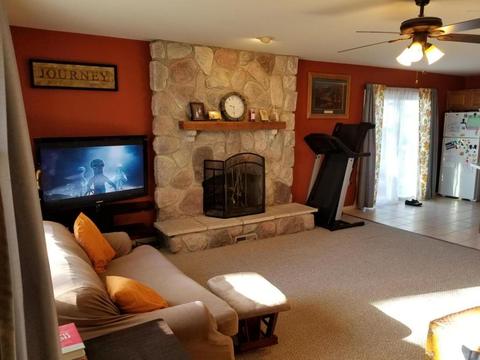 984 7th, Plainwell, MI 49080 photo 3