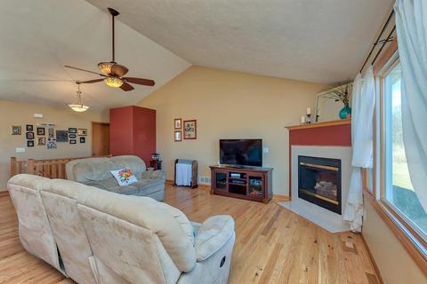 14277 Belding Rd, Belding, MI 48809 photo 12